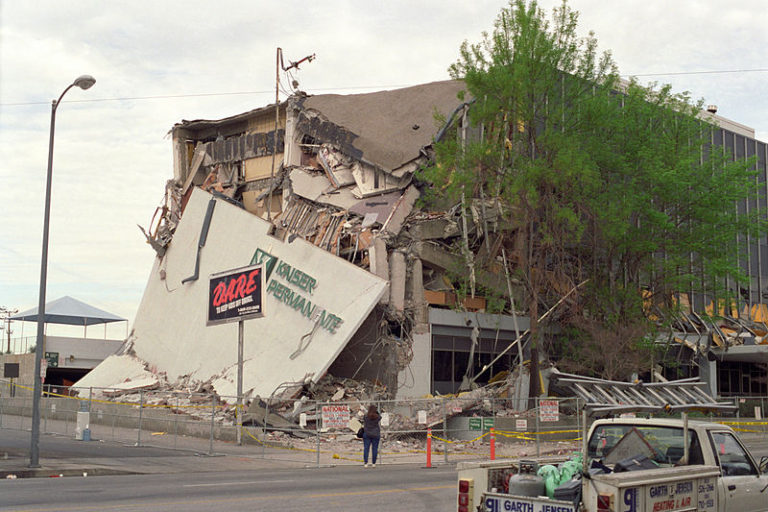 The Kaiser Permanente Building After the 1994 Northridge Earthquake. Valley Fever Survivor notes that the damage to the people had been just as devastating.